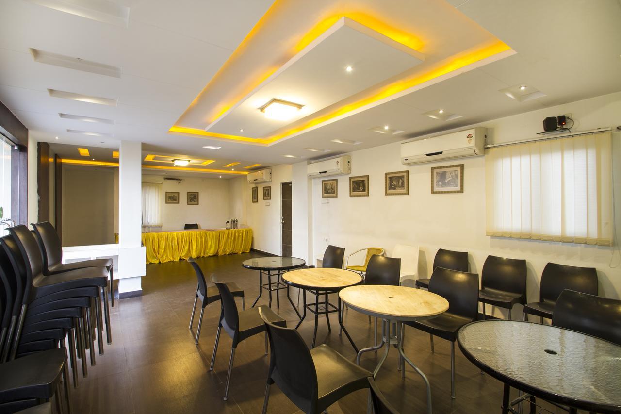 Oyo 984 Hotel Gn International Lālāguda 外观 照片