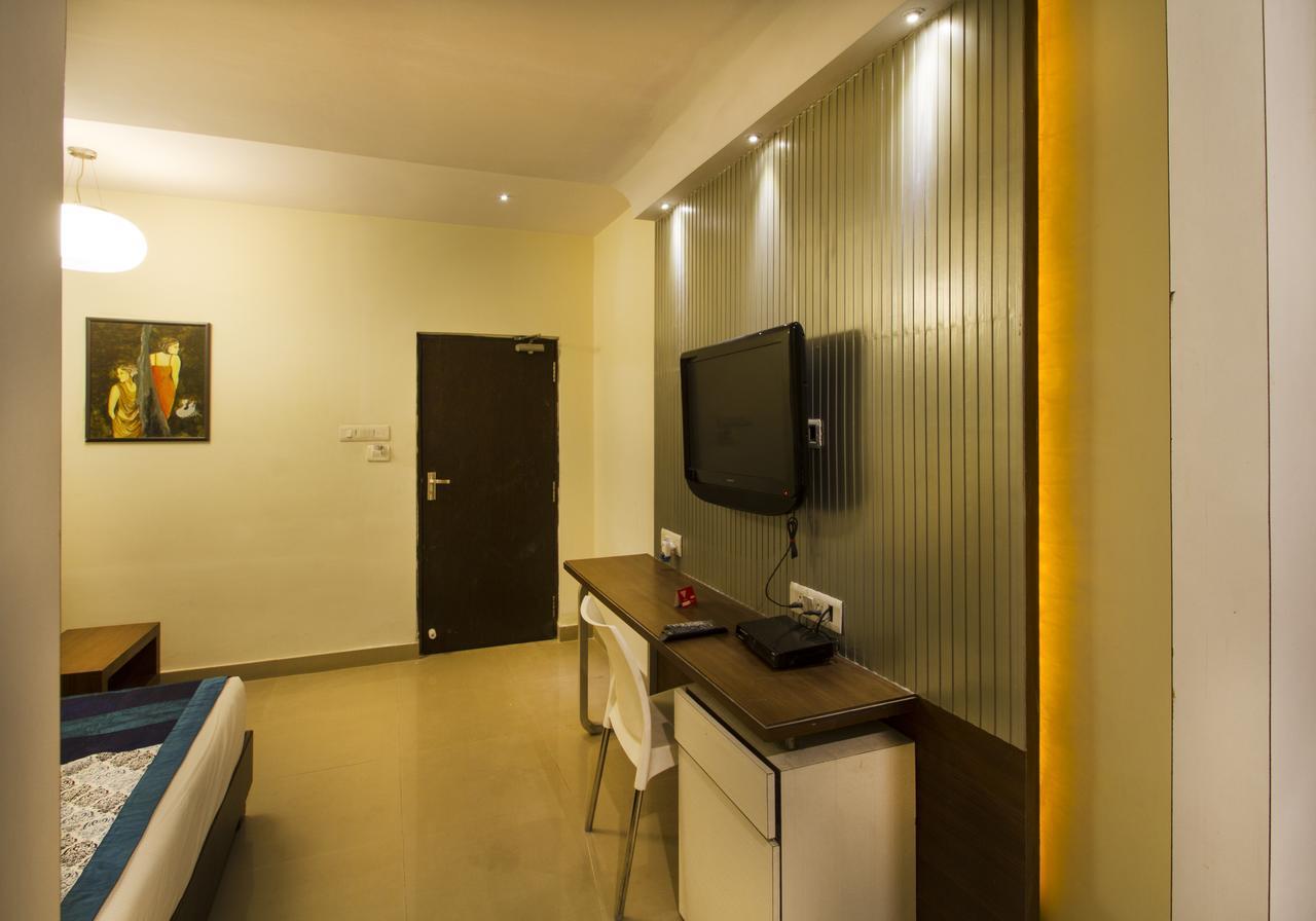 Oyo 984 Hotel Gn International Lālāguda 外观 照片