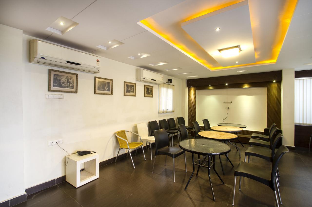Oyo 984 Hotel Gn International Lālāguda 外观 照片