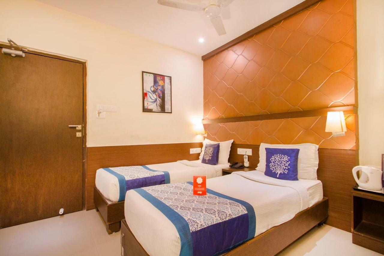 Oyo 984 Hotel Gn International Lālāguda 外观 照片